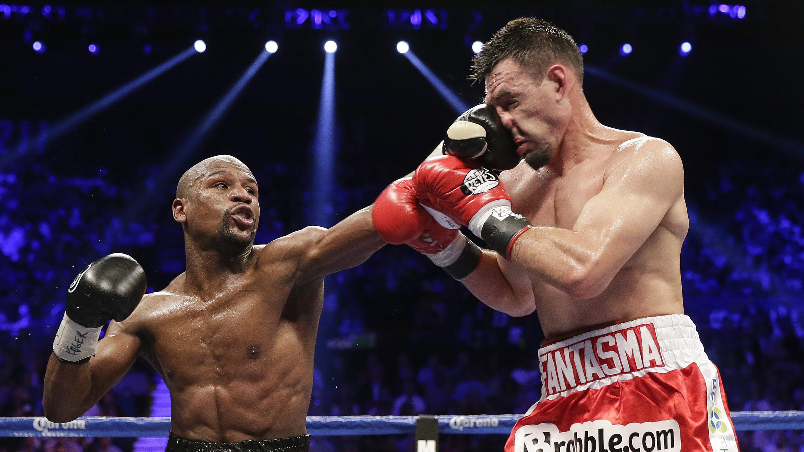 “足球+文化+科技”融合创新发布会在多个城市同步举行,行业开启新格局