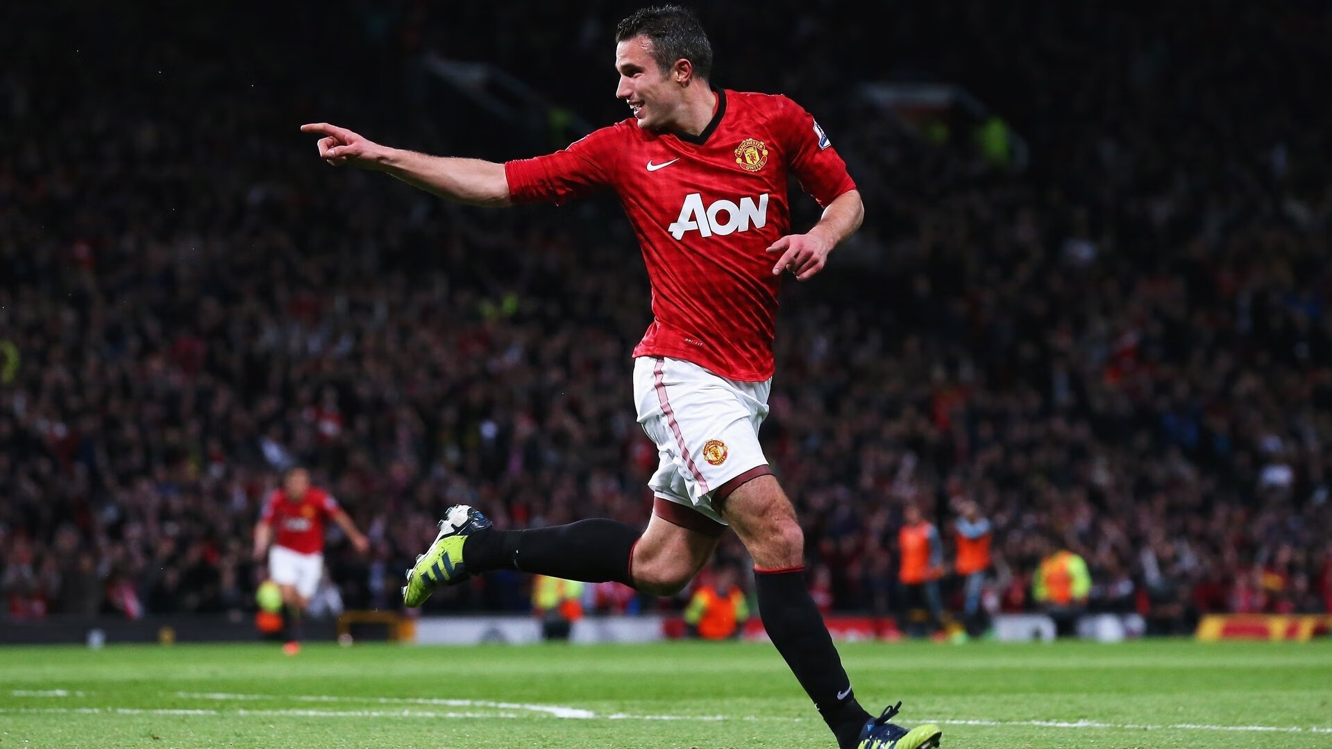 西甲“青春风暴”席卷赛场，球员精彩表现不断，足坛青春风暴